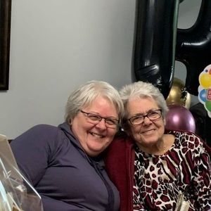 Meet your Posher, Joyce